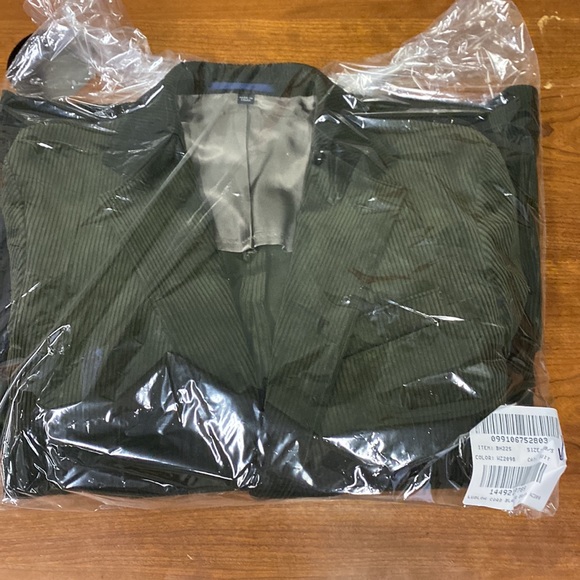 J Crew Ludlow Slim-fit blazer in English cotton corduroy
Item BH225 - Picture 8 of 8